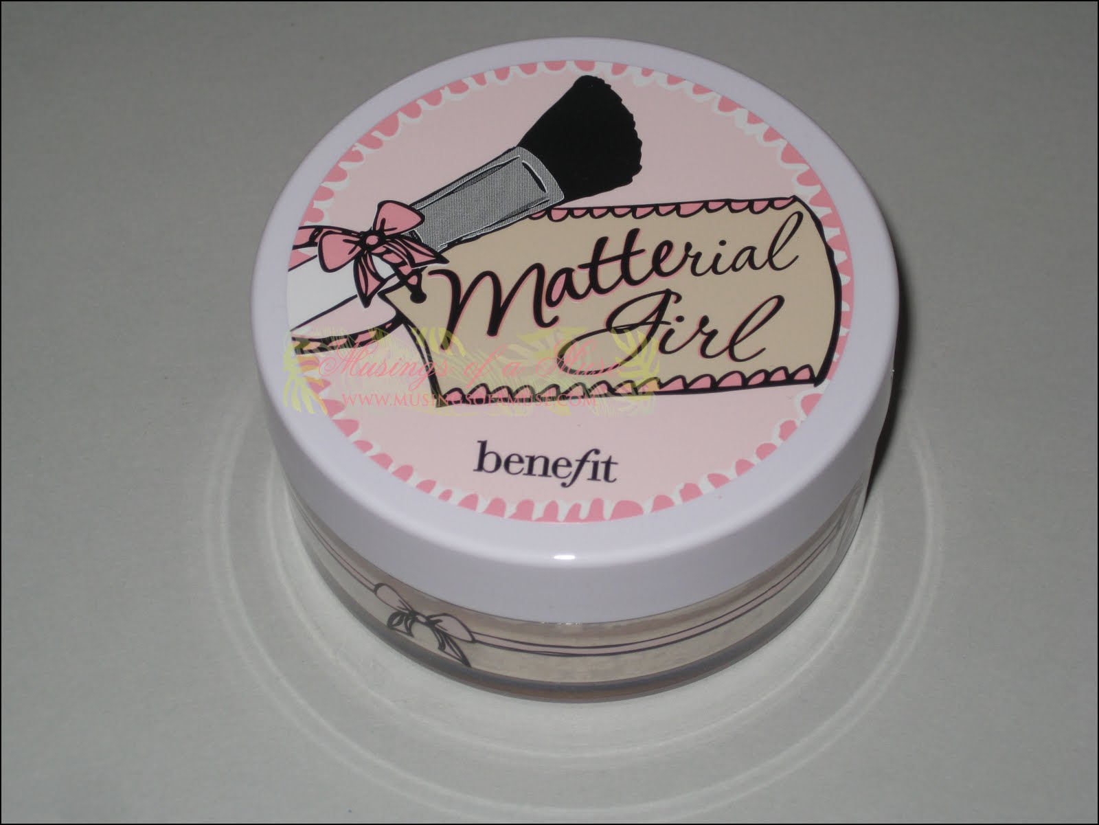 [Benefit+Matterial+Girl+4.JPG]