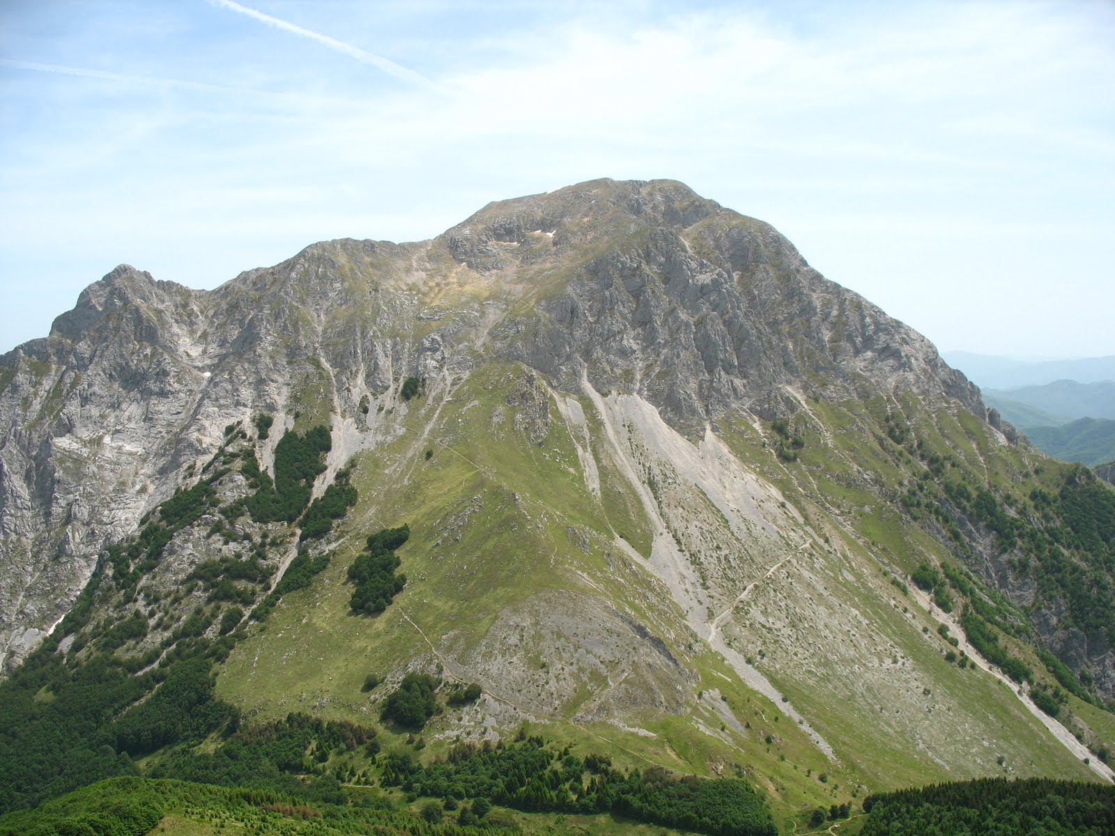 UN PASSO DOPO L'ALTRO I MONTI DELLA LUNA Alpi Apuane mix