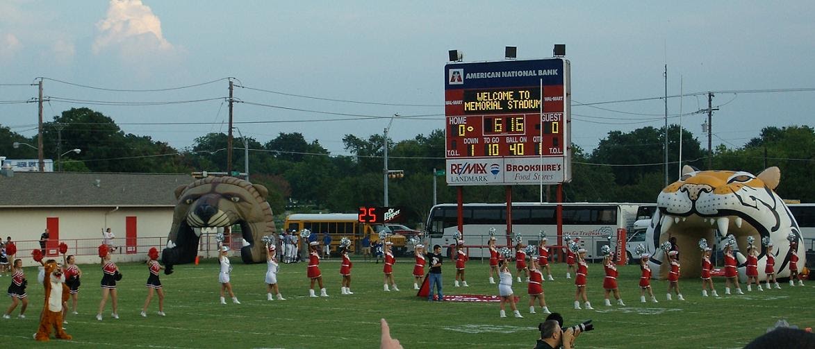 Terrell Daily Photo: Terrell Tigers start the season 1-0 Terrell Daily Photo: Terrell Tigers start the season 1-0