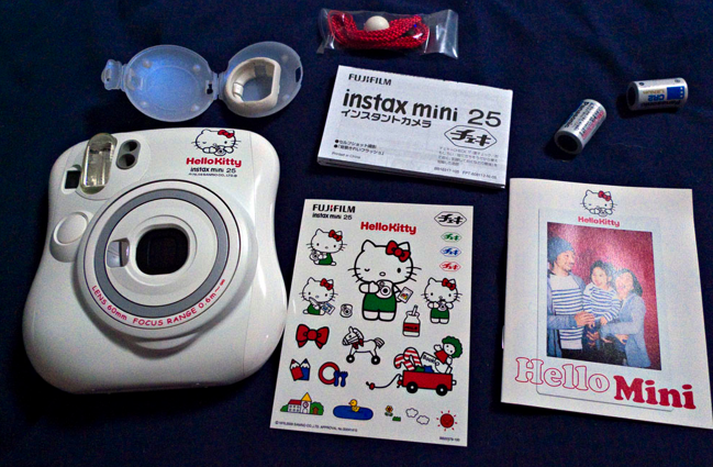 Hello 25. Fujifilm Instax Mini hello Kitty. Инстакс мини 25 Хэллоу Китти. Instax Mini hello Kitty 3. Instax Mini 25.