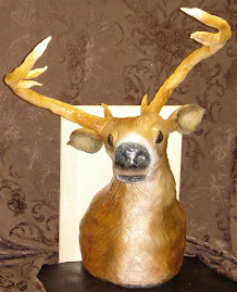 Fondant 3D deer head groom's cake