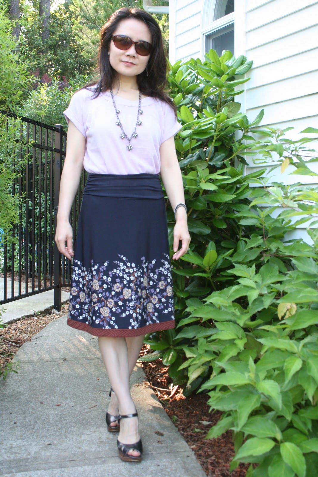 Vicky's Daily Fashion Blog: Chinese Mei flower skirt