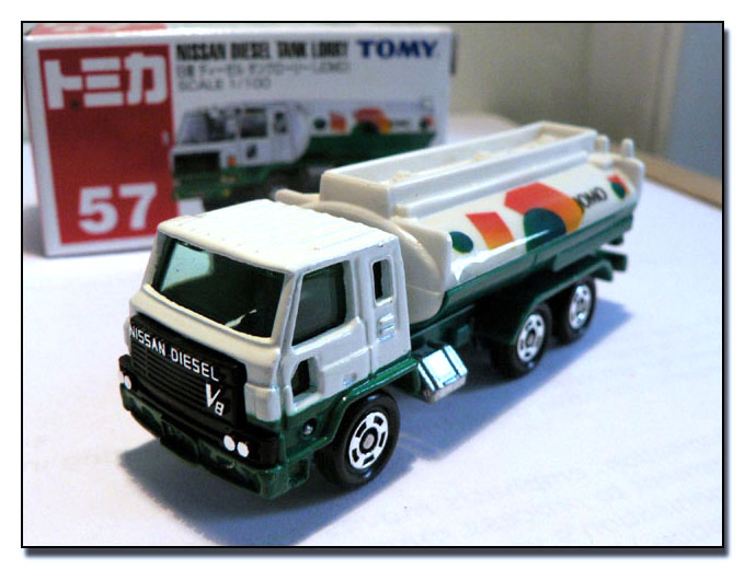 [57-Nissan+Diesel+Tank+Lorry.JPG]