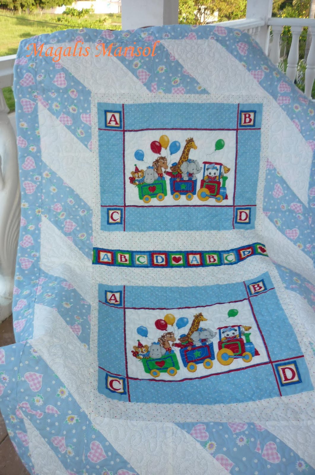 EDREDONES DE PATCHWORK Y ALGO MAS: Edredón Infantil!