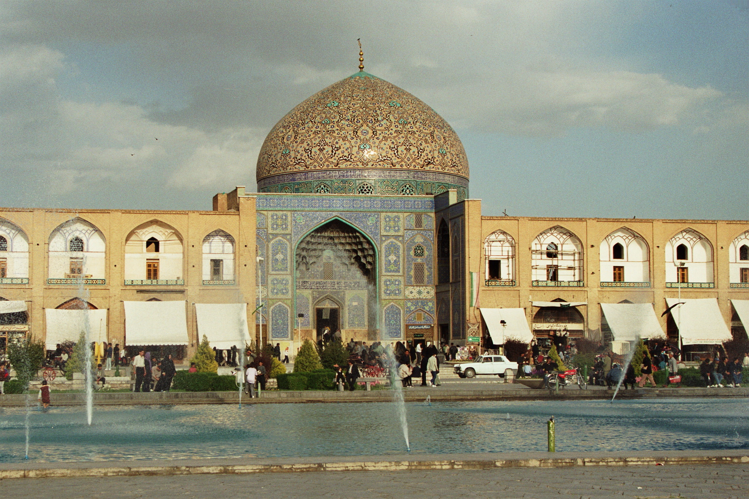 Verdenshistorier: To av verdens vakreste moskeer
