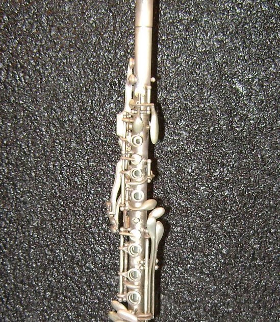 Clarinet Cache: Metal Clarinets
