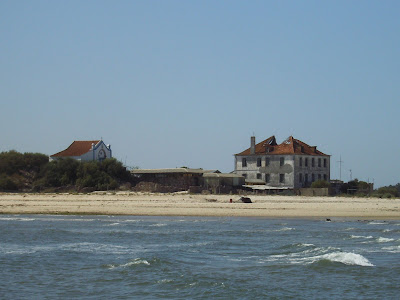 A MENINA DO MAR