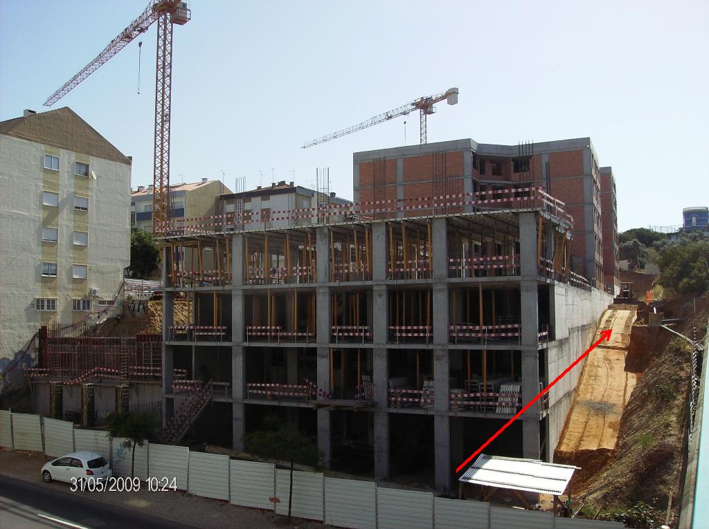 [Outros+muros+31-05-2009+(2A).JPG]