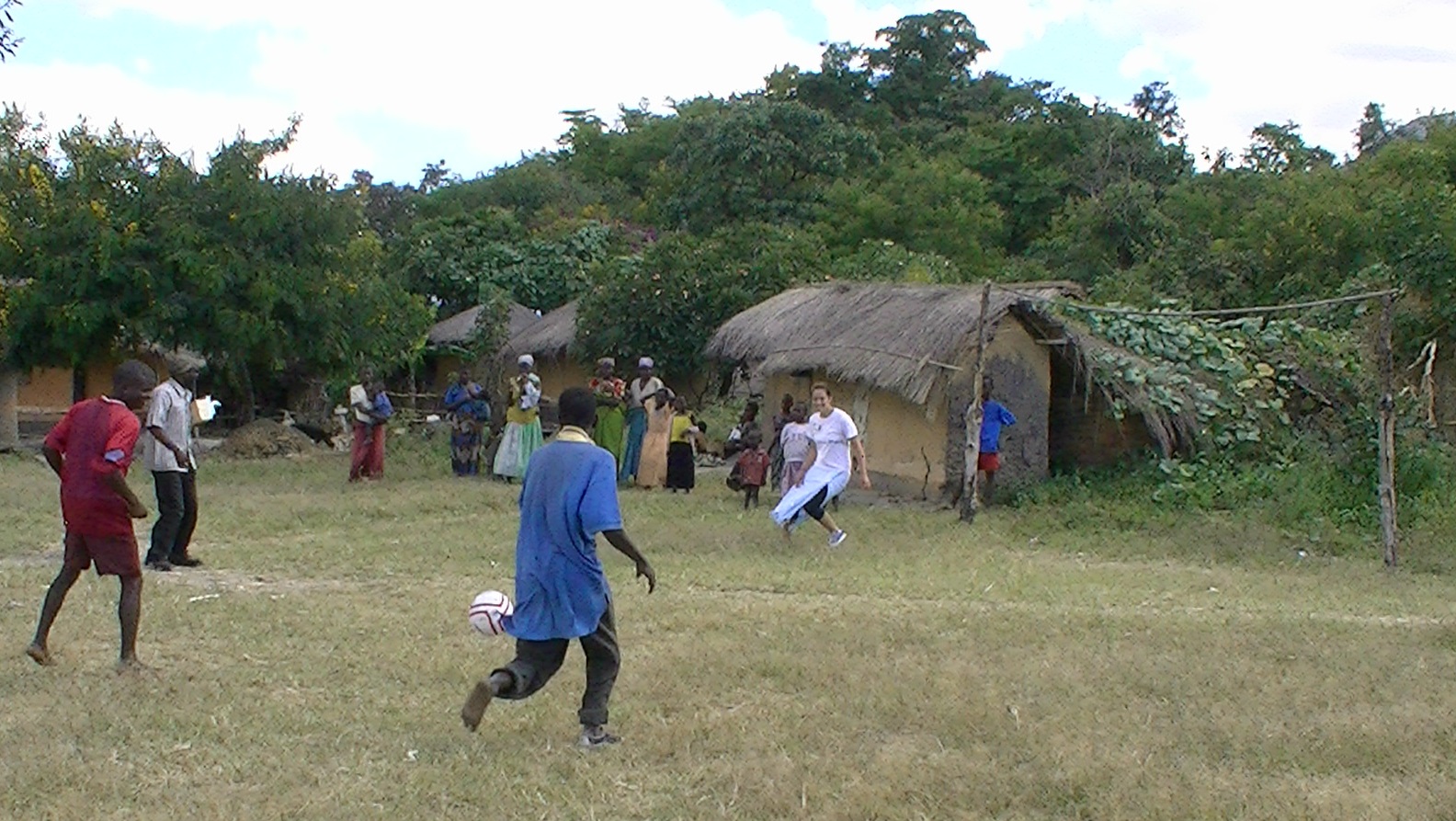 [Soccer+in+a+Nkhona+Village+(17).JPG]
