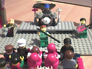 Blog de Moqo : www.Moqo.net.ms: Guns N Roses de Lego® Por Mi