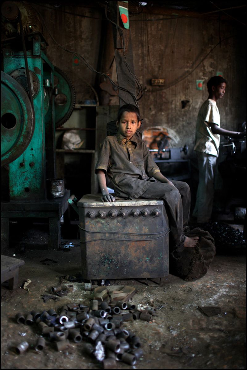 bachcha logs: child labour by vinay paney