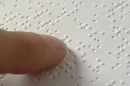 Resultado de imagem para Curso Livre em Braille na Universidade Lusófona