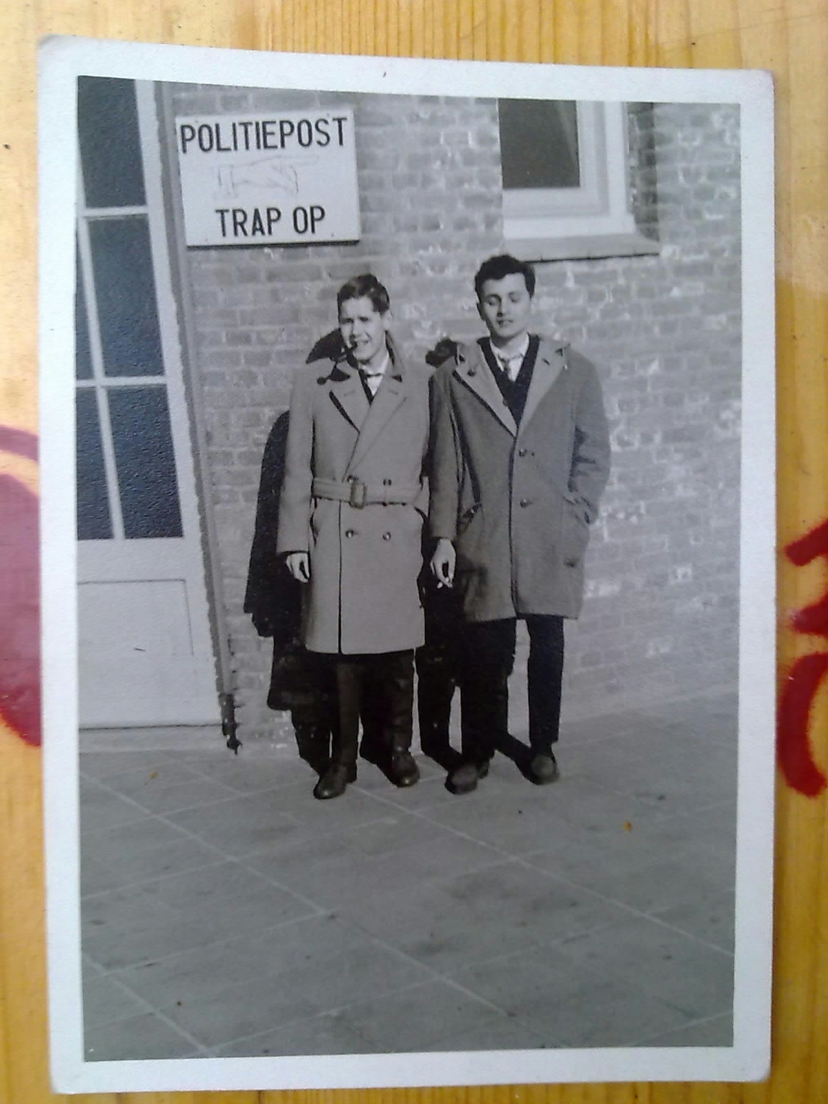 [19032010094-751518.jpg]