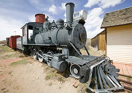 [old+train.jpg]