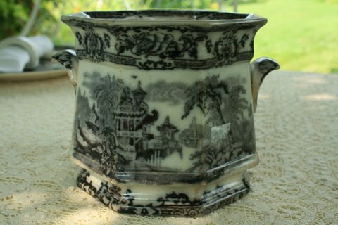 [black+and+white-18-754385.jpg]