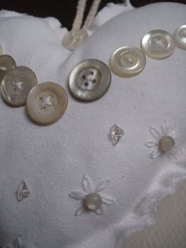 [grHerzstickerei.JPG]