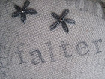 [KissenFalter-Blume_1.jpg]