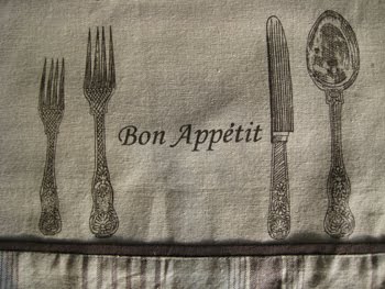 [Angebotbös_Tischdecke.JPG]