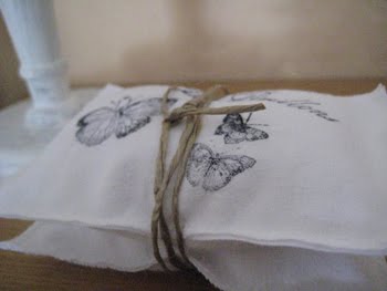 [NähenbeiPetra_Kissenseitl.JPG]