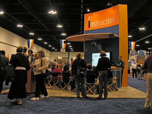 [vendor_hall.jpg]