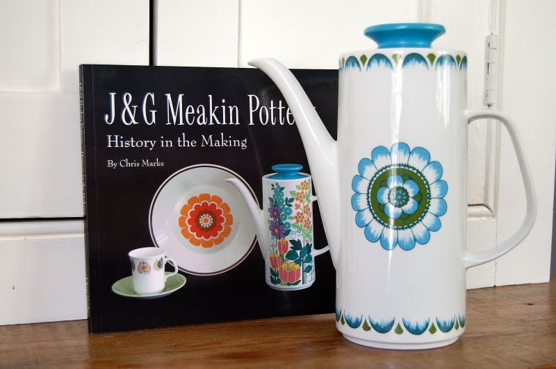 Kaylovesvintage: J&G Meakin Pottery