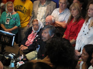 Felix Díaz en la conferencia de prensa