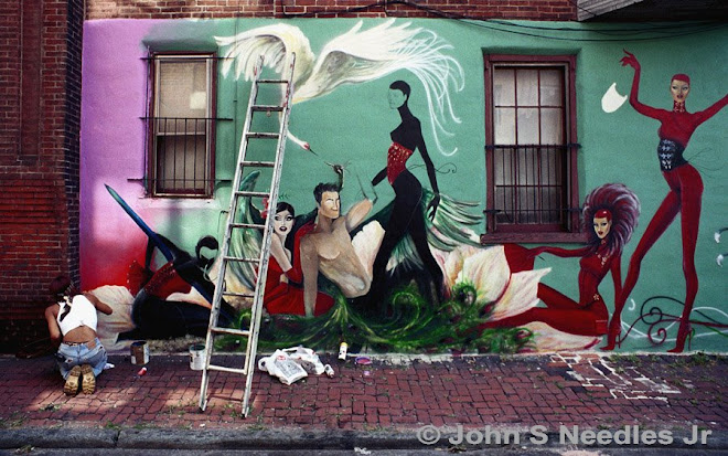 6_PHOTOJOURNALISM_ Mural Artist_Philadelphia