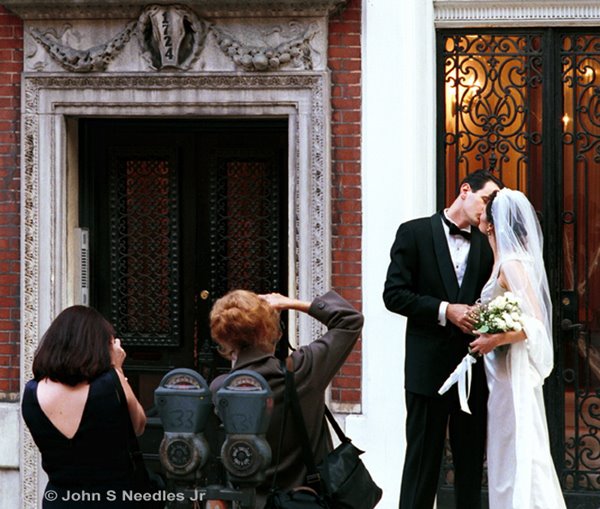 Wedding_17_ A photojournalistic "Kiss"