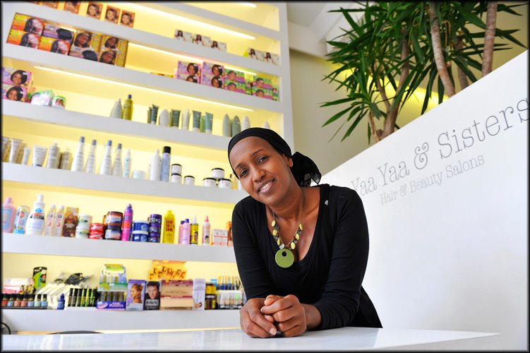 [Streatham+shops121.jpg]