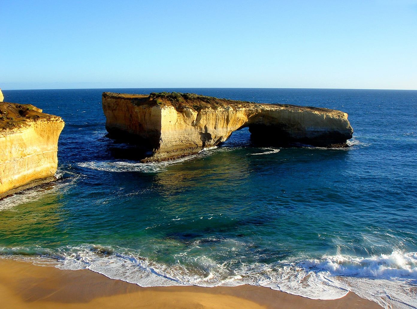 London Bridge Is Falling Down Port Campell National Park Ek Musafir