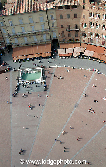 fonte gaia, siena italy