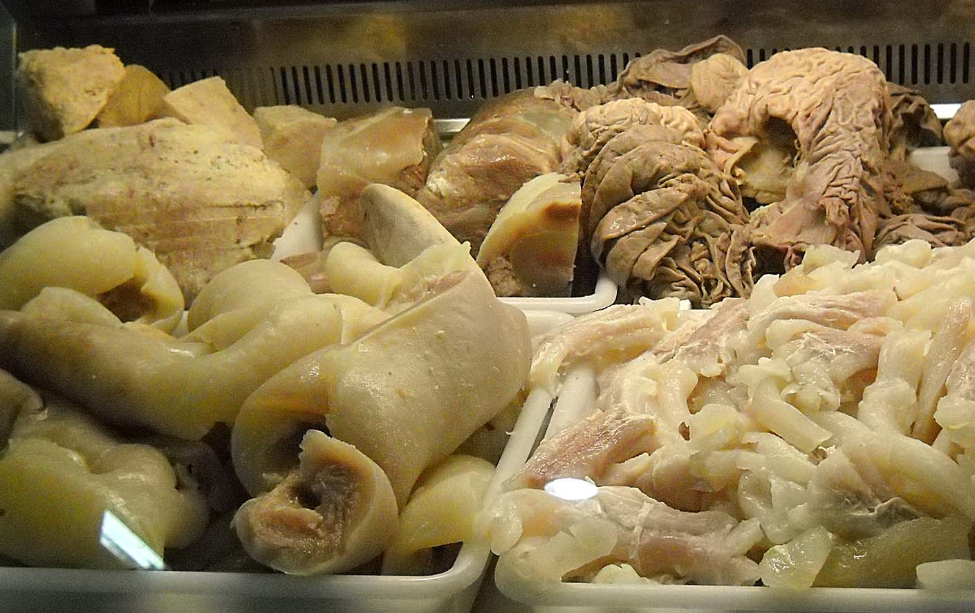 Vacuno, Porco y Chicken !: Piscolabis 3: la hora de las tripas