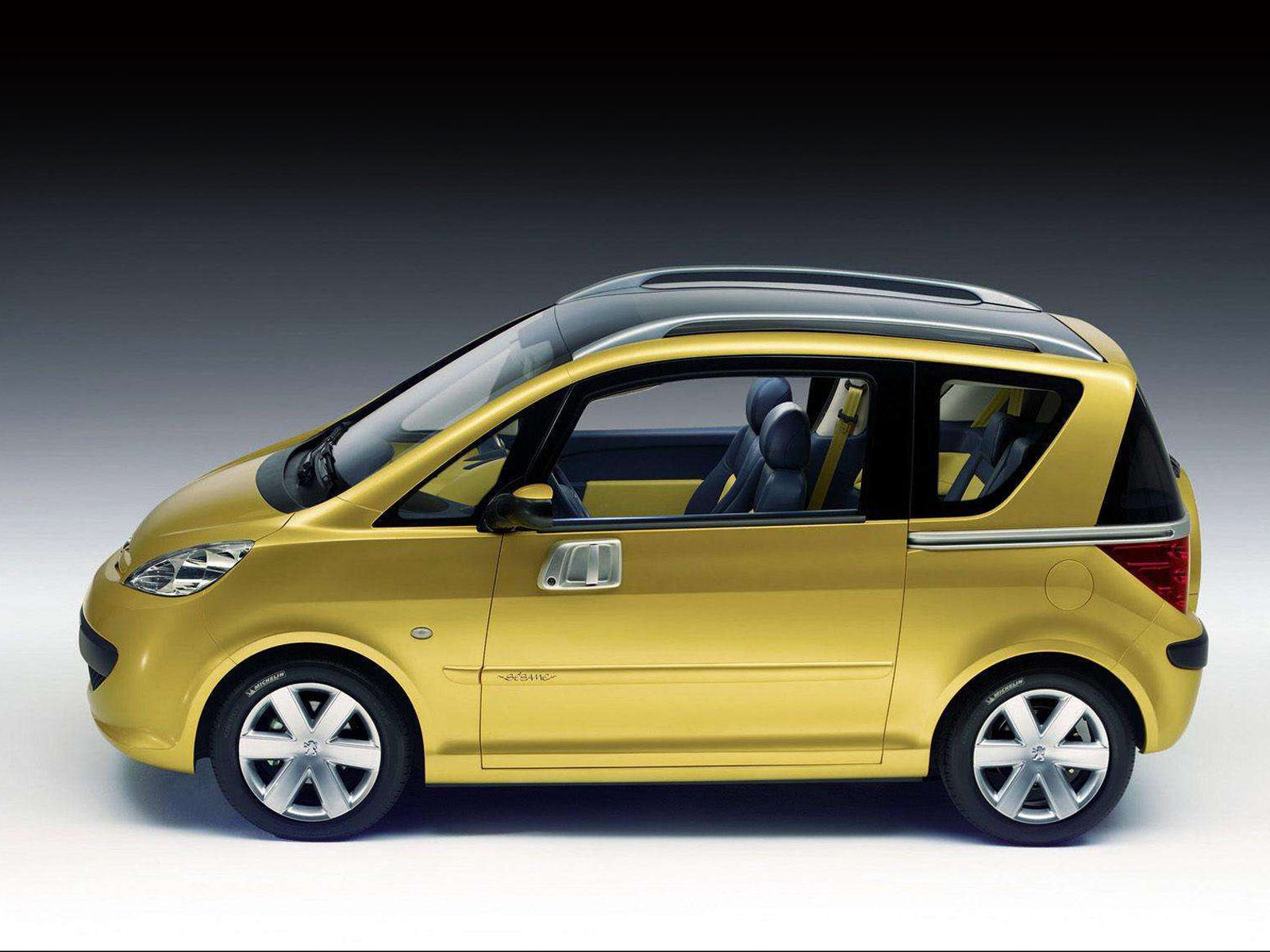 Gambar mobil PEUGEOT Sesame Concept 2002