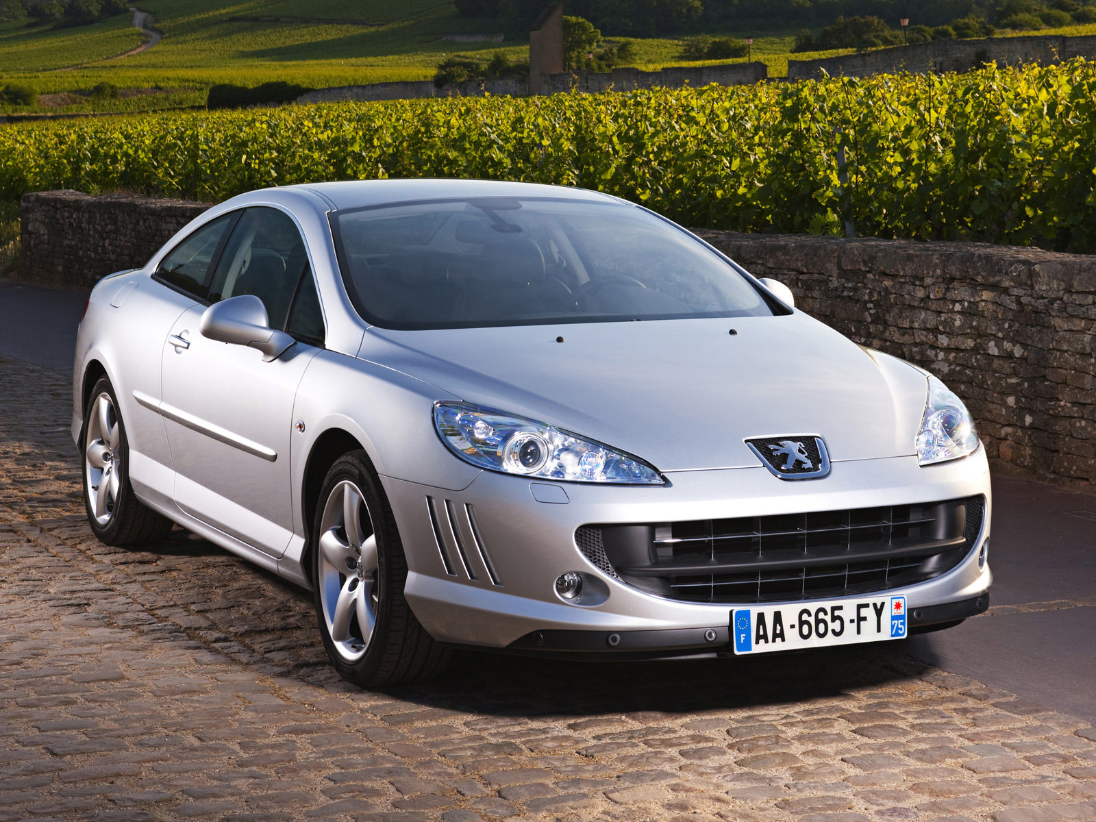 Mobil PEUGEOT pictures, car accident lawyers, insurance info