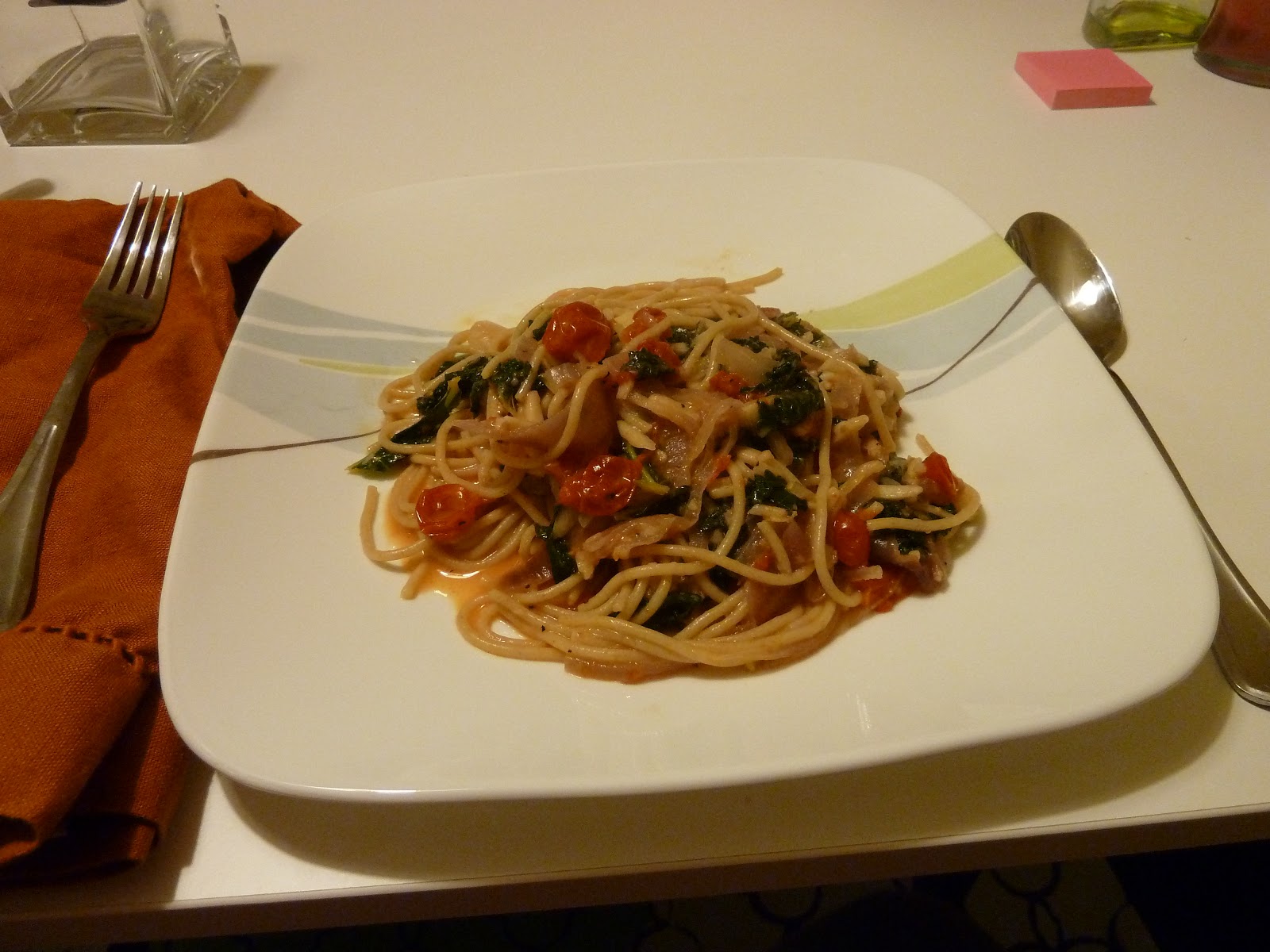 The Flying Bread Machine: Spaghetti with Kale and Tomatoes