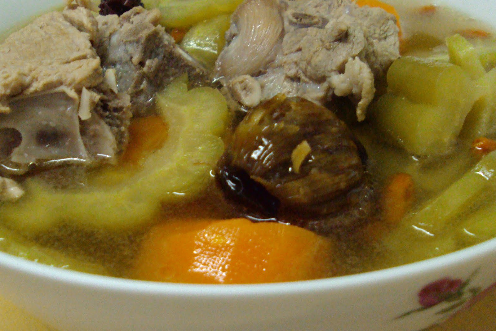 Bitter Gourd Soup (苦瓜汤)