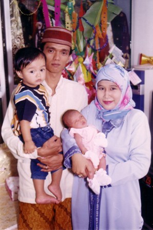[acha+lahir.jpg]