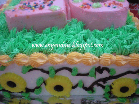 [ada-kue-2.gif]