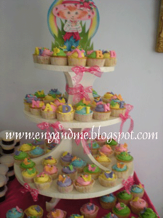 [vivi-cupcake3.gif]