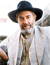 [RaulCortez28081932a18072006novela.jpg]