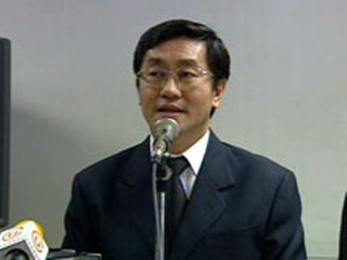 [surapong_s0011.jpg]
