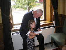 Chloe meets PA Governor Tom Corbett and reads to him!