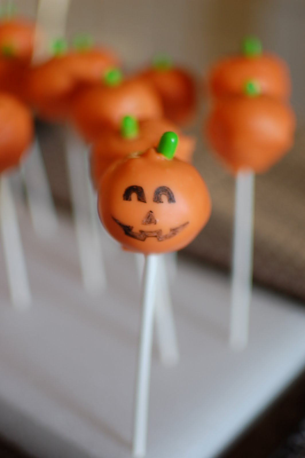 Cake Pops | A Small Snippet