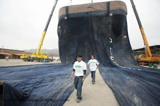 World's Largest Pair of Jeans 