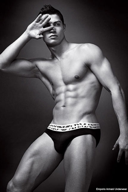 [CristianoRonaldoArmani4.jpg]