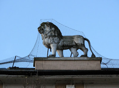 Caged Lion atop Yorkshire Bank Building, Banbury, England