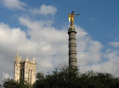 Tour St-Jacques and Napoleon's Victory Monument, Paris