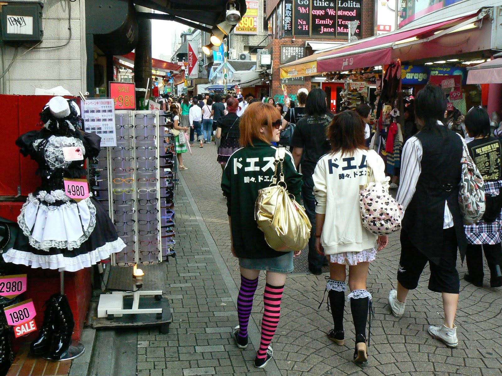 [8.+girls+and+boys.JPG]