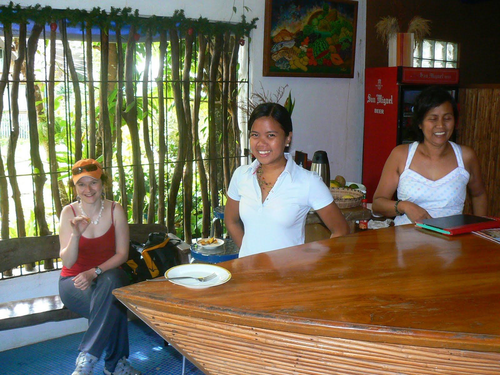 [42.+gazdele+de+la+hotel+Hannah.JPG]