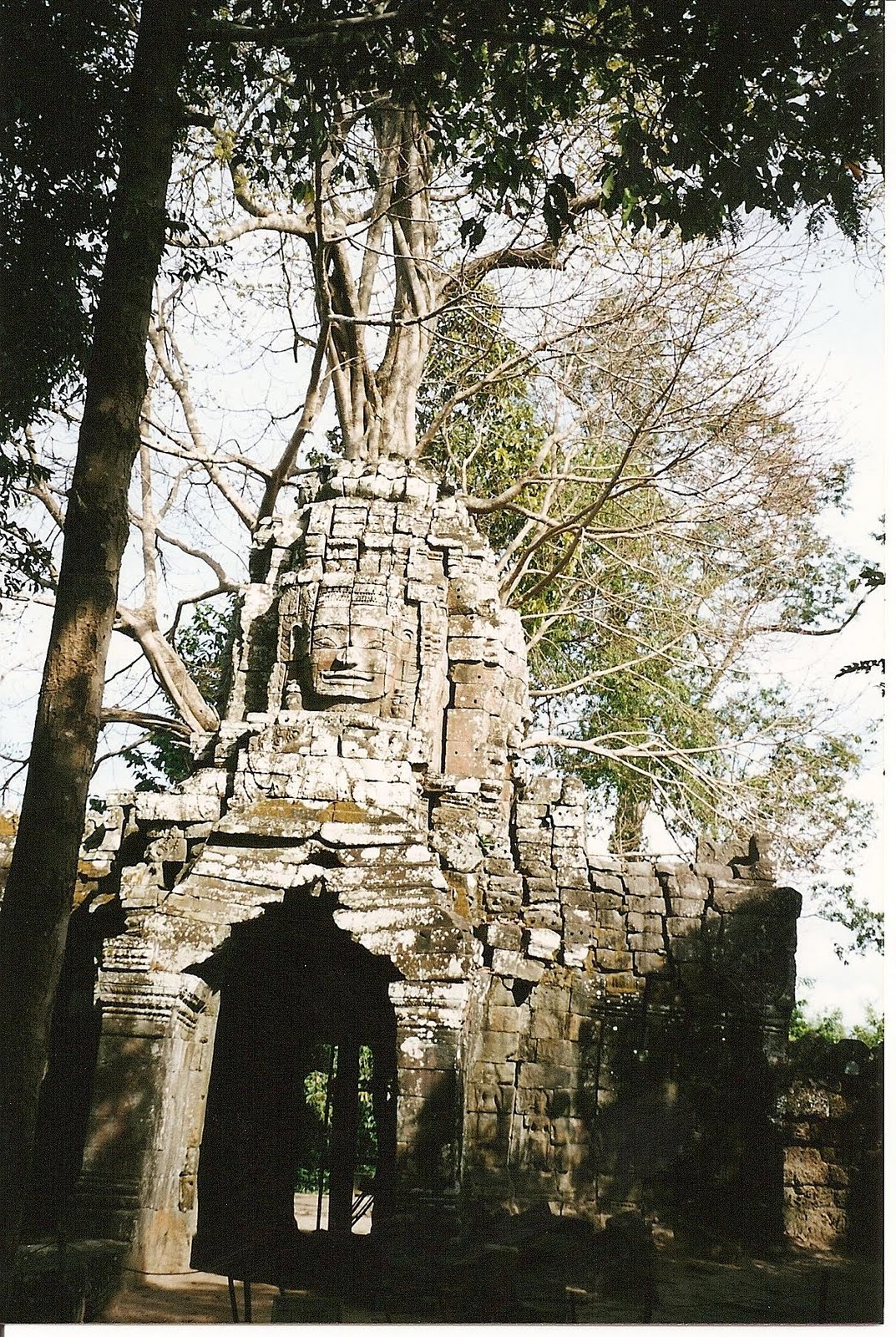 [12.+poarta+de+nord.JPG]